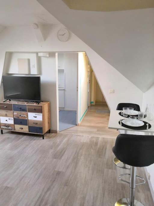 Appartement Saint Thierry Reims Exterior photo